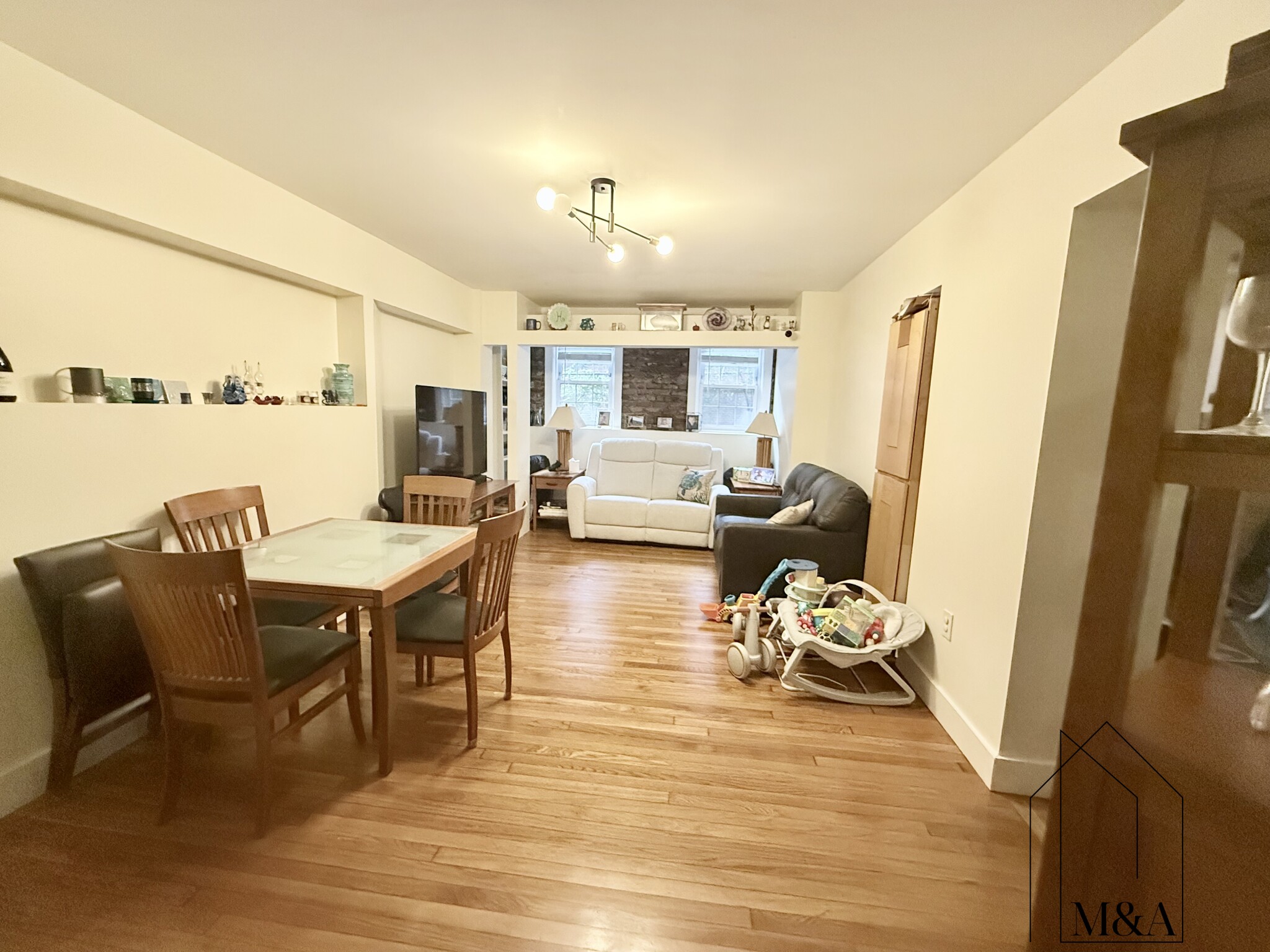 2 bed, 1 bath apartment for rent at 12 Ware St Unit B, Mid-Cambridge