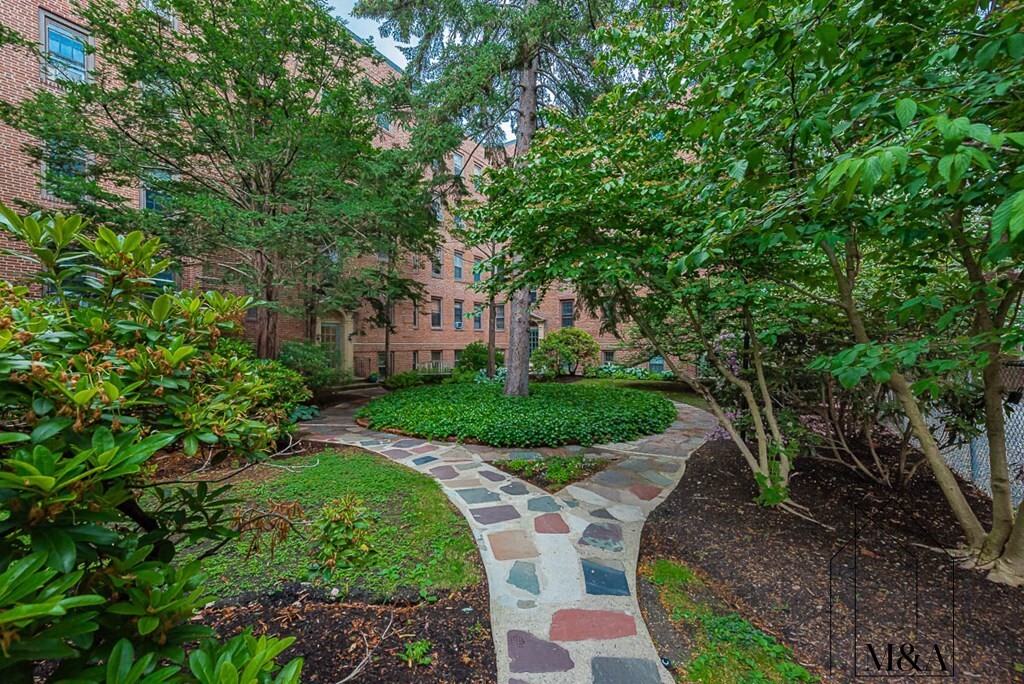 2 bed, 1 bath apartment for rent at 12 Ware St Unit B, Mid-Cambridge — photo 15 of 19