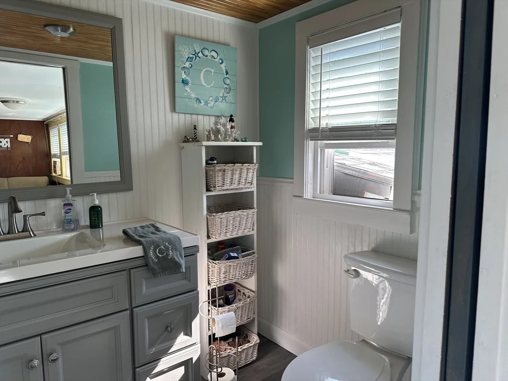 2 bed, 1 bath apartment for rent at 12 Waterman St Unit Winter, Braintree Highlands — photo 11 of 19