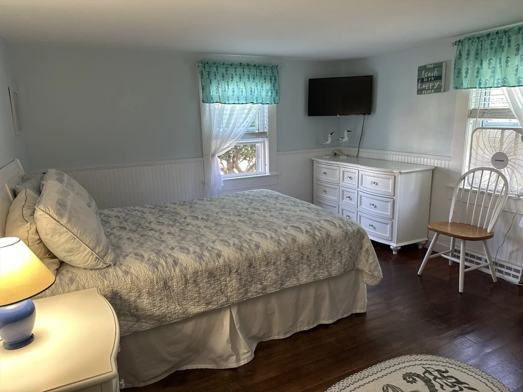 2 bed, 1 bath apartment for rent at 12 Waterman St Unit Winter, Braintree Highlands — photo 14 of 19