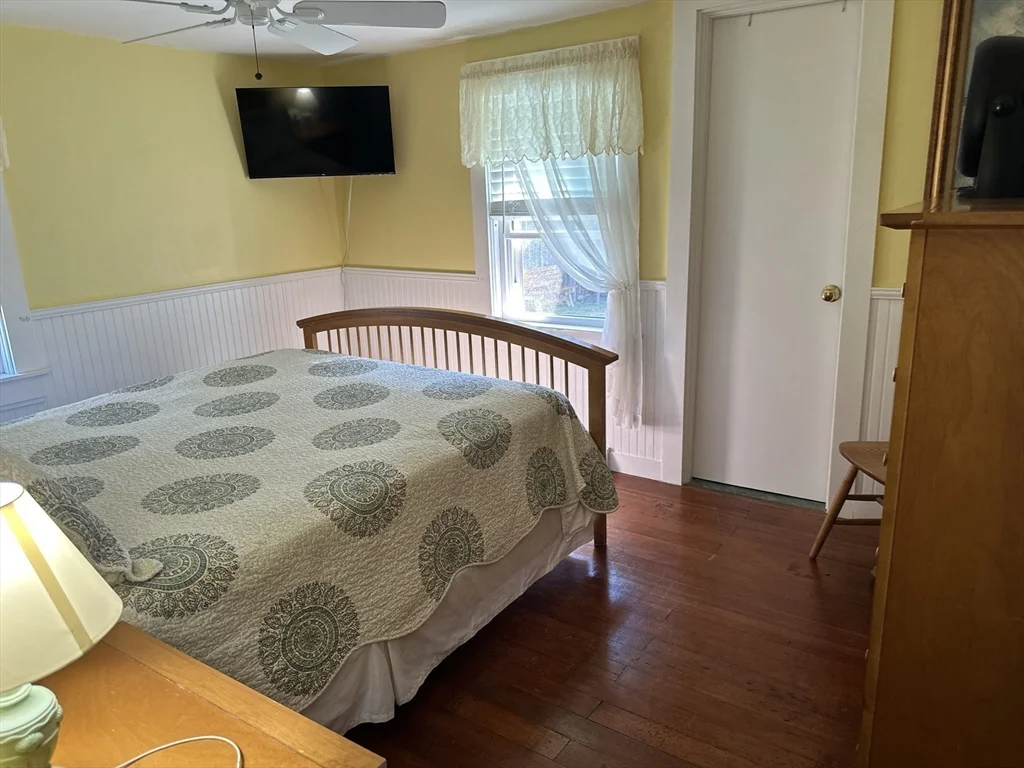 2 bed, 1 bath apartment for rent at 12 Waterman St Unit Winter, Braintree Highlands — photo 13 of 19