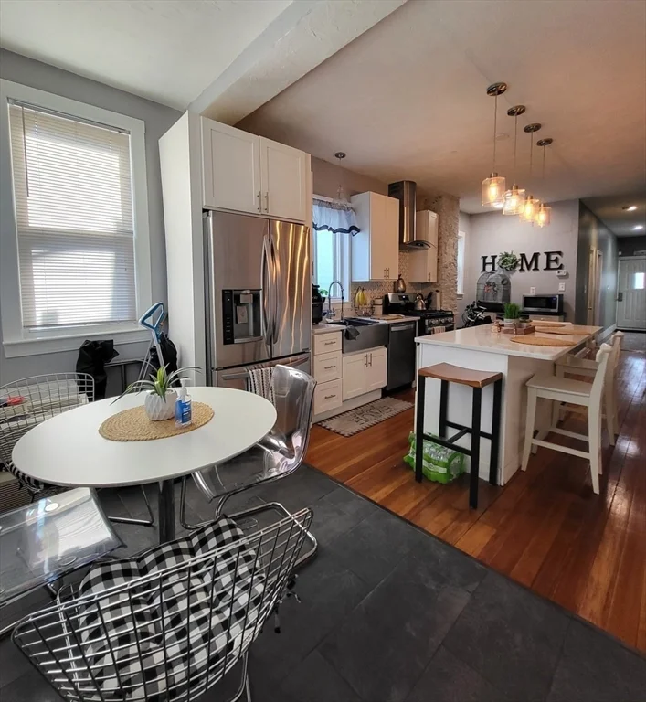 3 bed, 1 bath apartment for rent at 12 Watts St Unit 1, Chelsea — photo 13 of 23