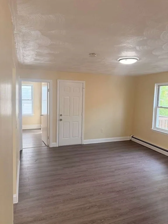 2 bed, 1 bath apartment for rent at 12 Webster Ct Unit 2, North Lawrence — photo 1 of 6