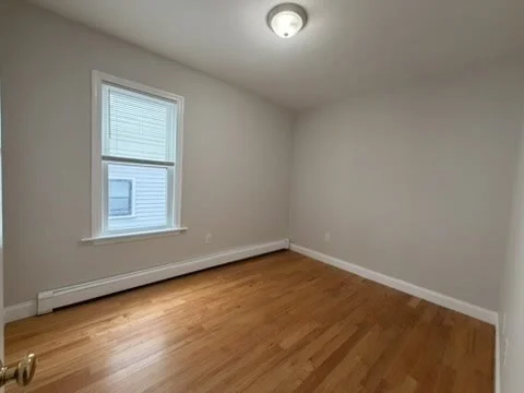 4 bed, 1 bath apartment for rent at 12 Weld Hill Unit 1, Jamaica Plain — photo 12 of 25