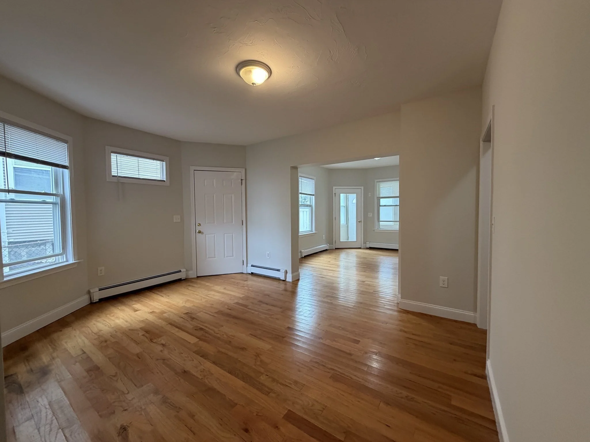4 bed, 1 bath apartment for rent at 12 Weld Hill Unit 1, Jamaica Plain — photo 6 of 25