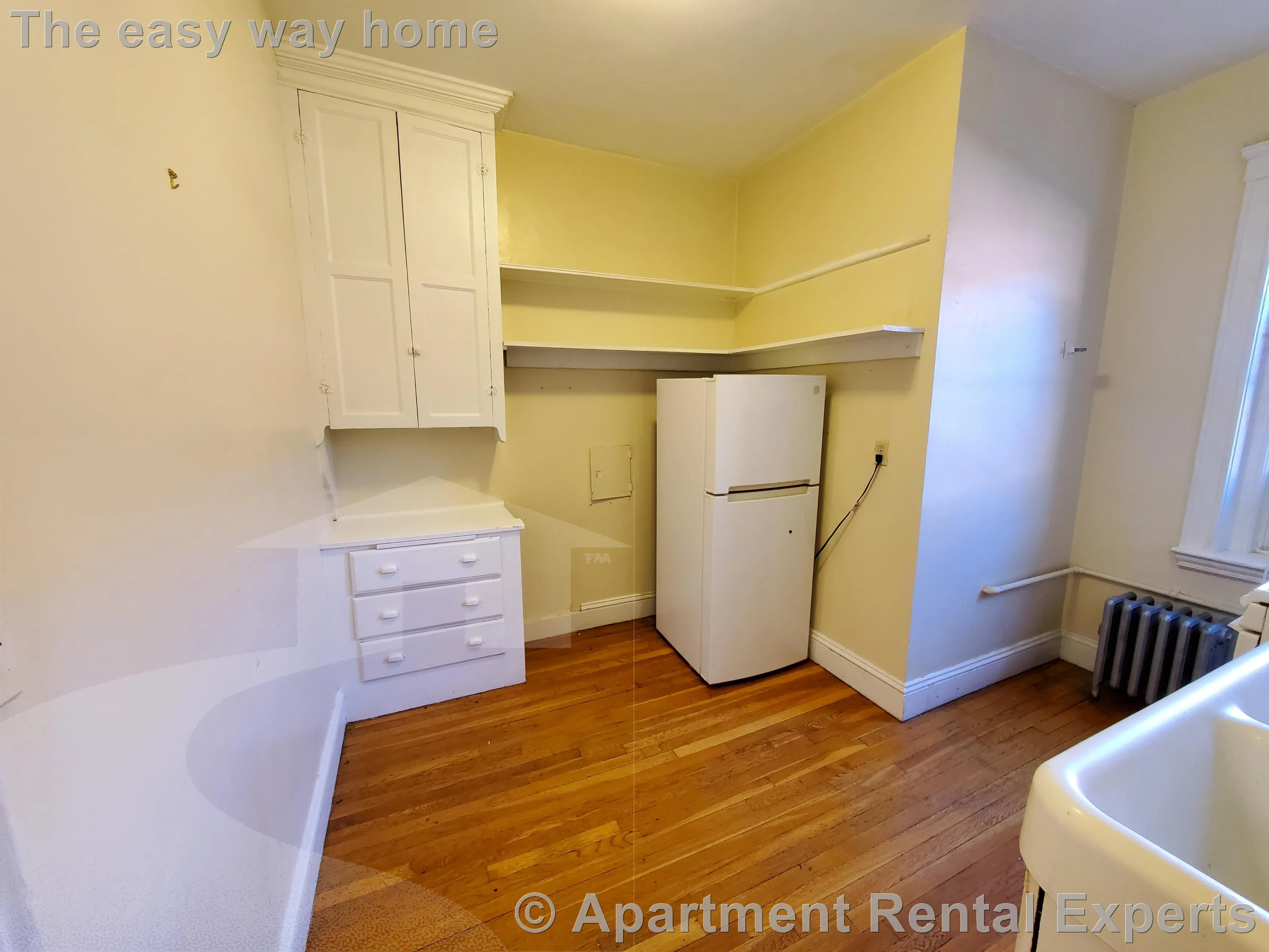 Studio bed, 1 bath apartment for rent at 12 Wendell St Unit 14, Harvard Square — photo 5 of 7