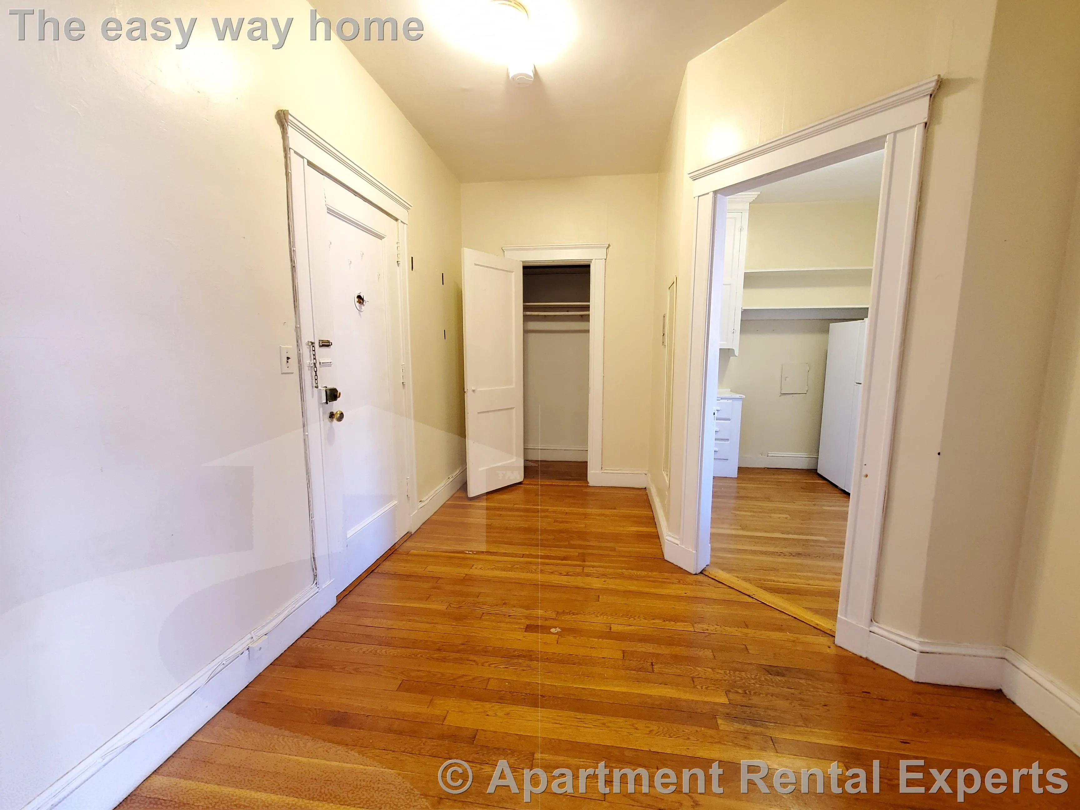 Studio bed, 1 bath apartment for rent at 12 Wendell St Unit 14, Harvard Square — photo 4 of 7