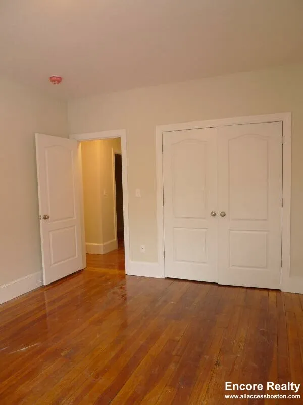 5 bed, 2 bath apartment for rent at 12 Wensley St Unit 1, Mission Hill — photo 7 of 52