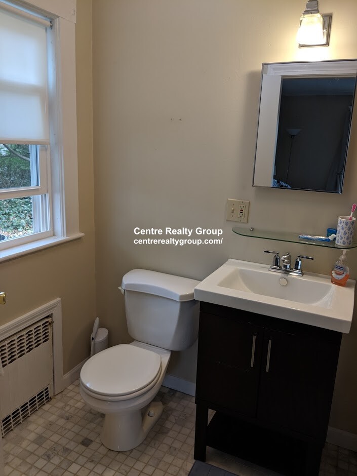 2 bed, 2 bath apartment for rent at 12 Westbourne Rd Unit 1, Newton Centre — photo 24 of 26