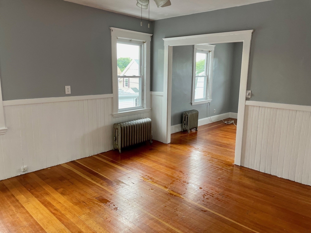 2 bed, 1 bath apartment for rent at 12 Wheatland Unit 2, Salem — photo 3 of 14