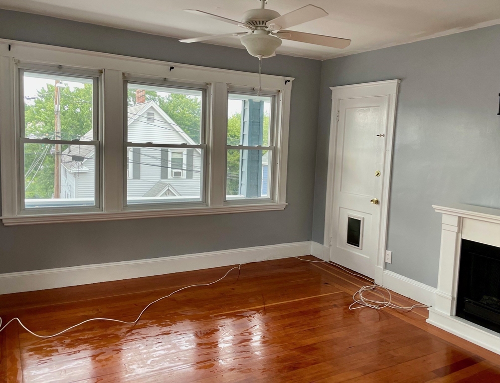 2 bed, 1 bath apartment for rent at 12 Wheatland Unit 2, Salem — photo 1 of 14