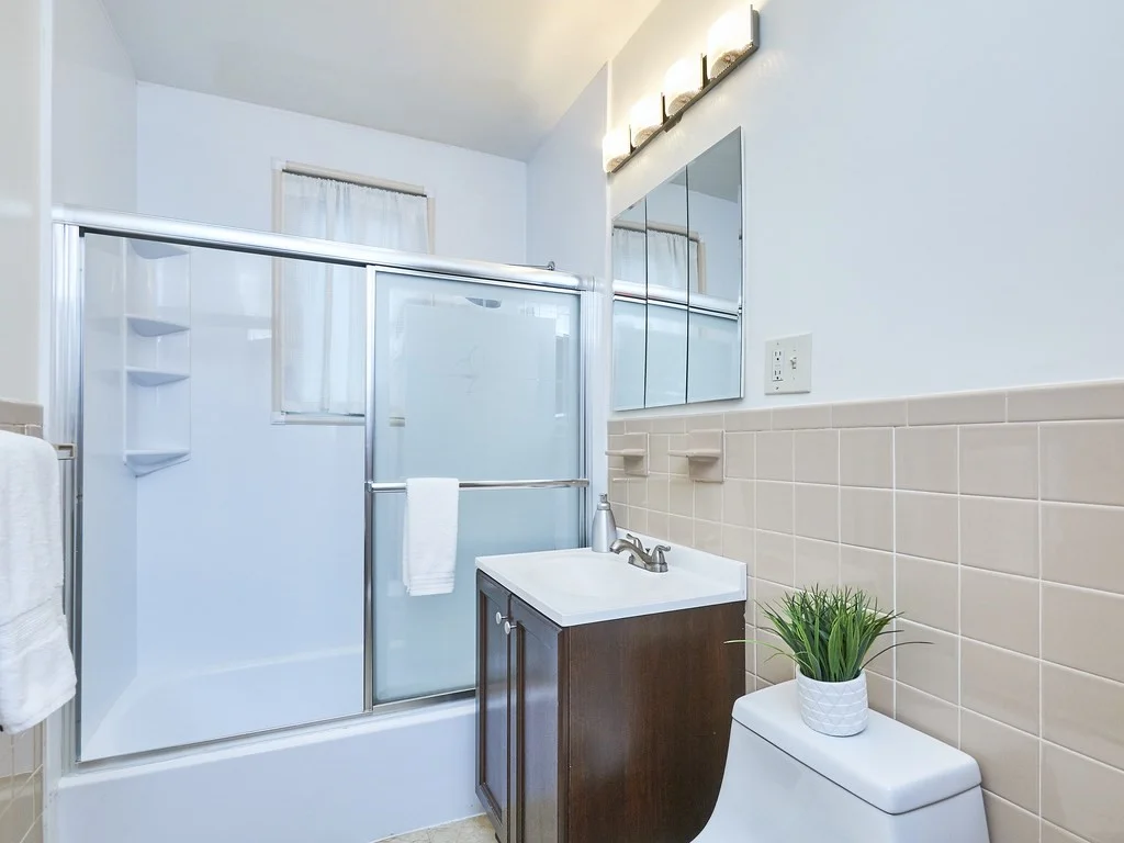 3 bed, 1 bath apartment for rent at 12 White Ave Unit 3, Chestnut Hill — photo 15 of 17