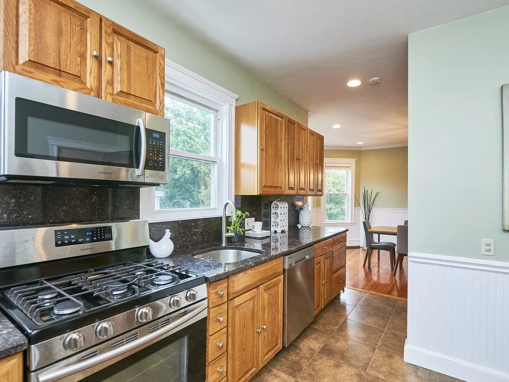 3 bed, 1 bath apartment for rent at 12 White Ave Unit 3, Chestnut Hill — photo 9 of 17
