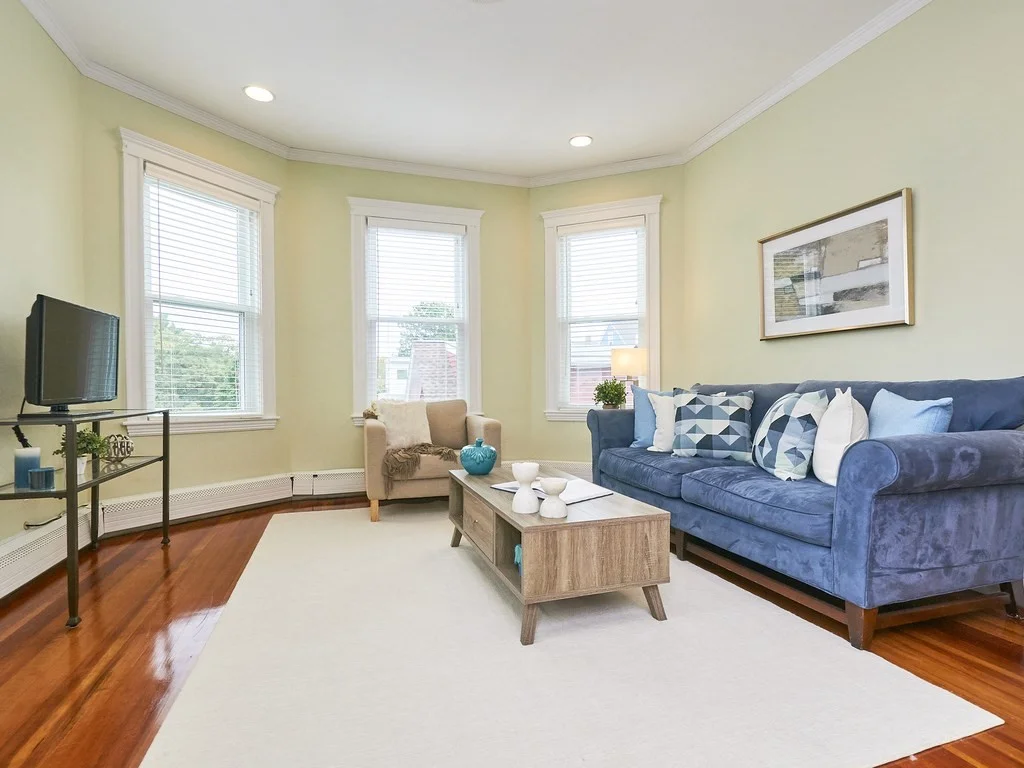 3 bed, 1 bath apartment for rent at 12 White Ave Unit 3, Chestnut Hill — photo 4 of 17