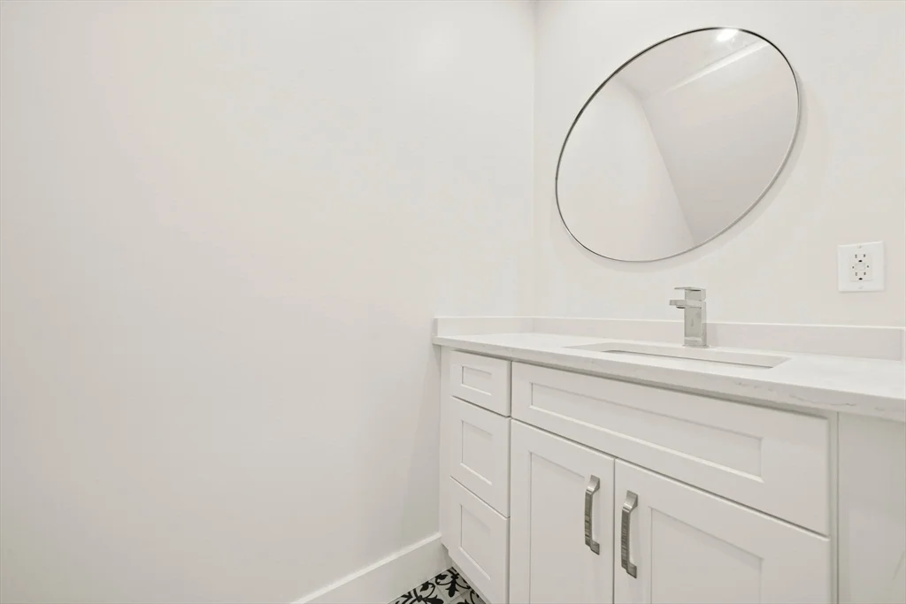 2 bed, 1 bath apartment for rent at 12 Whitford St Unit 12, Roslindale — photo 8 of 19