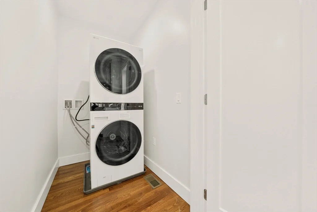 2 bed, 1 bath apartment for rent at 12 Whitford St Unit 12, Roslindale — photo 5 of 19