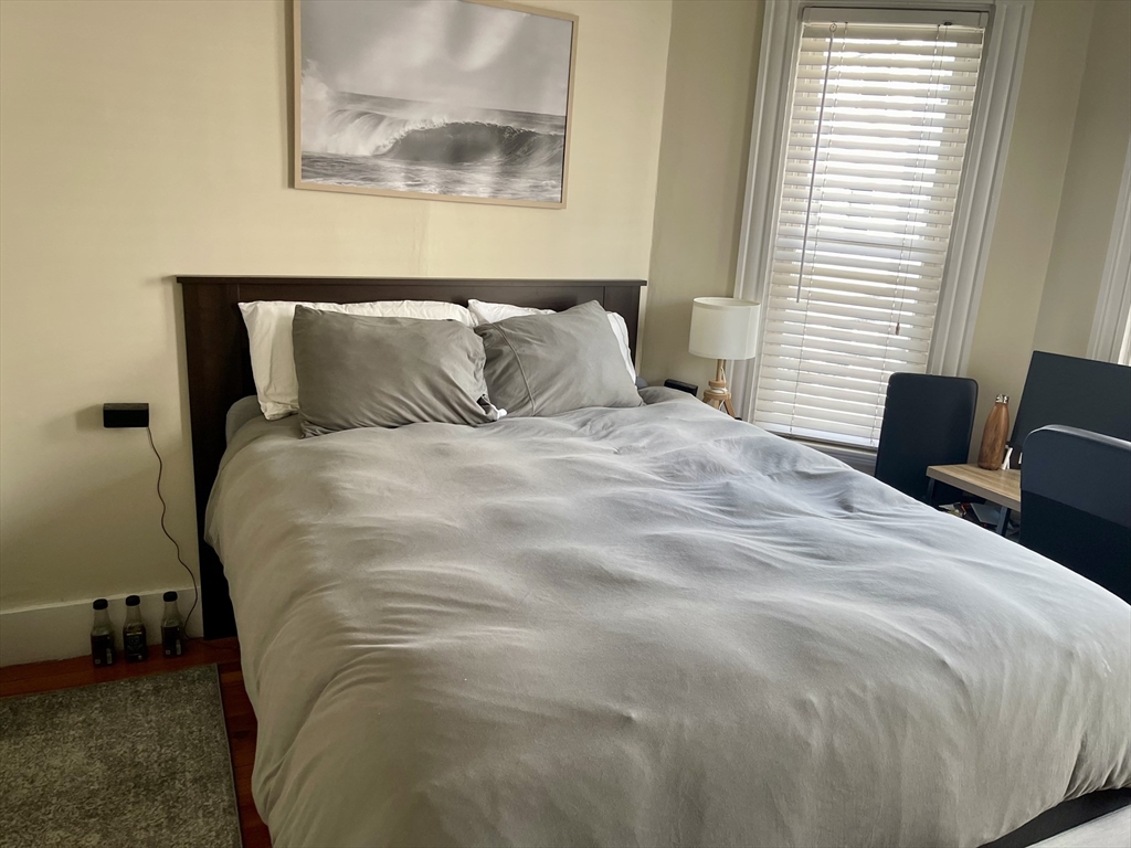 3 bed, 1 bath apartment for rent at 12 Winfield Unit 2, South Boston — photo 16 of 18