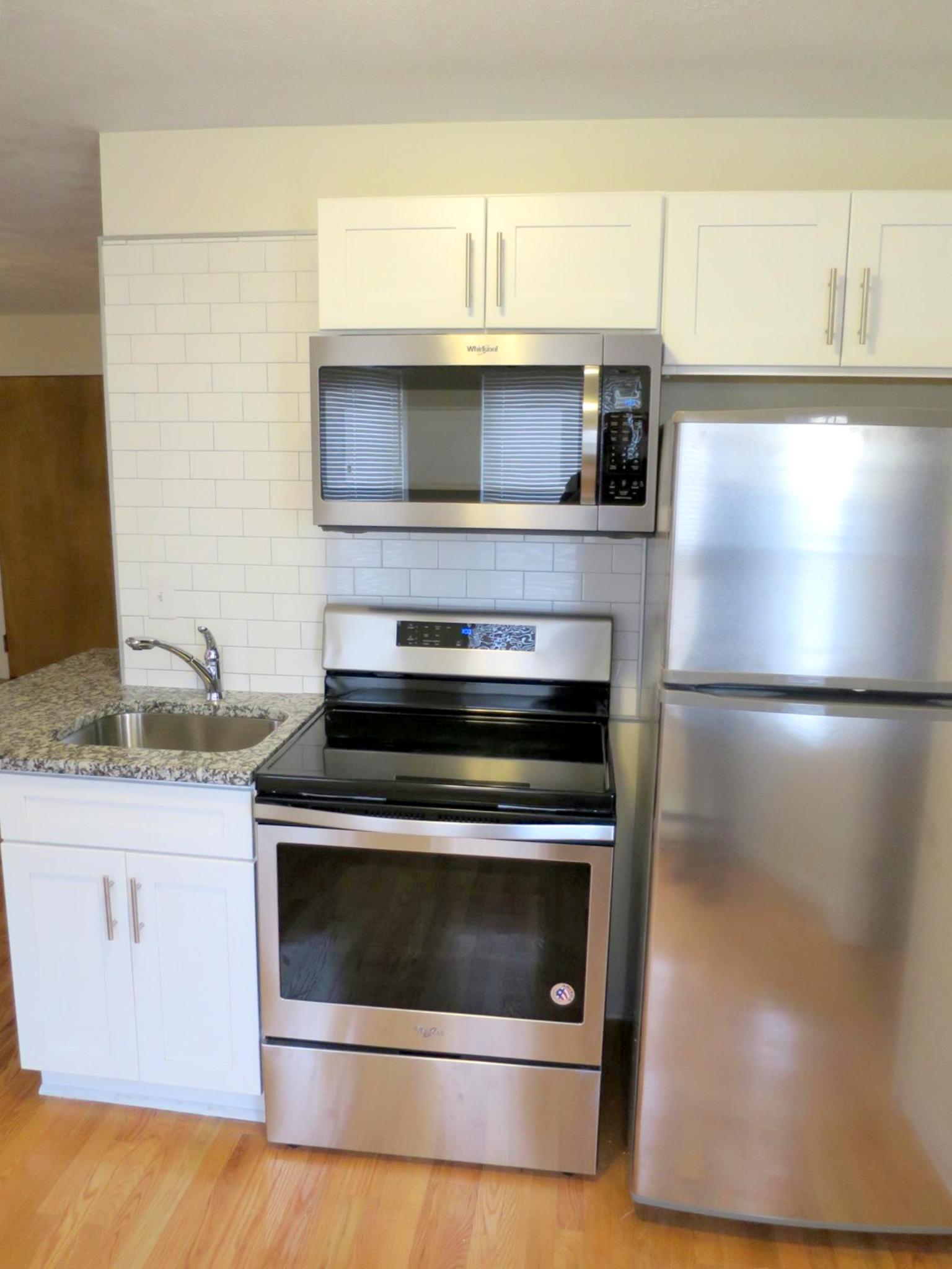 2 bed, 1 bath apartment for rent at 12 Winter St Unit 1-1, Davis Square — photo 3 of 10