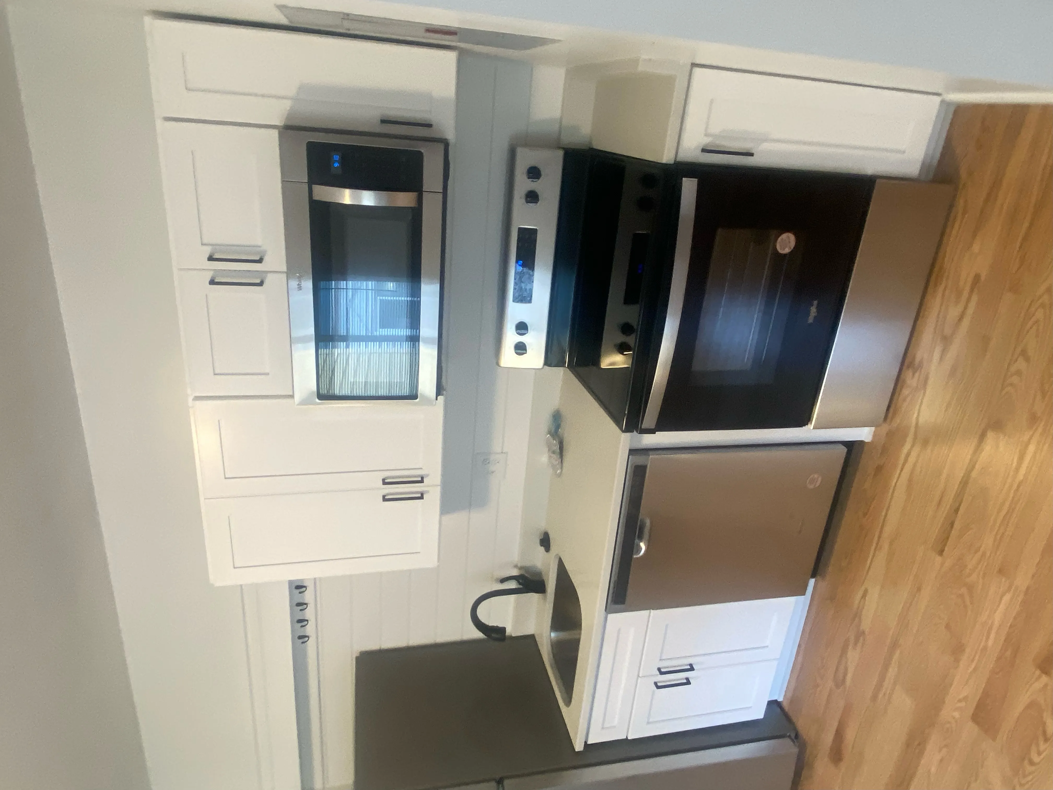 2 bed, 1 bath apartment for rent at 12 Winter St Unit A, Davis Square