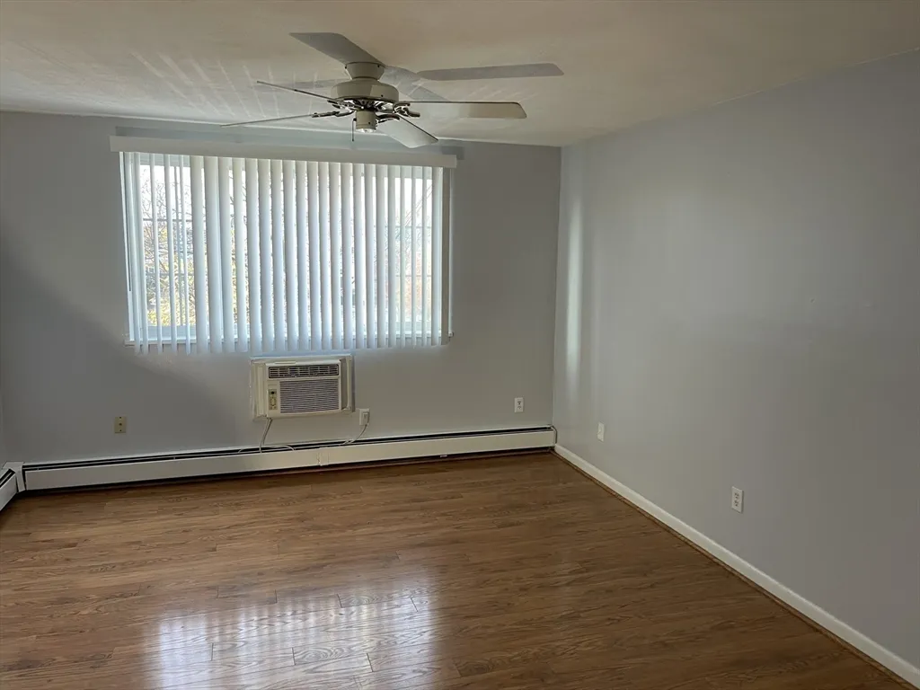 1 bed, 1 bath apartment for rent at 12 Woodland St Unit 34, Everett — photo 15 of 38