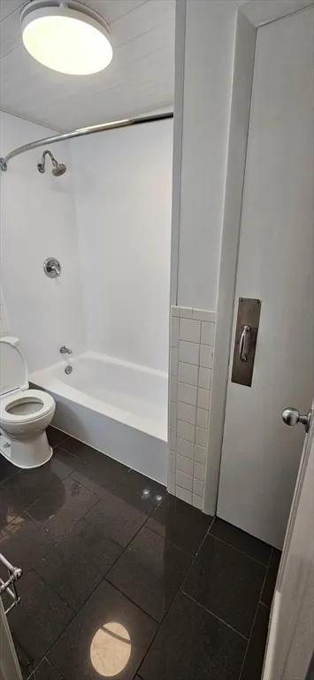 1 bed, 1 bath apartment for rent at 12 Woodland St Unit 34, Everett — photo 26 of 38