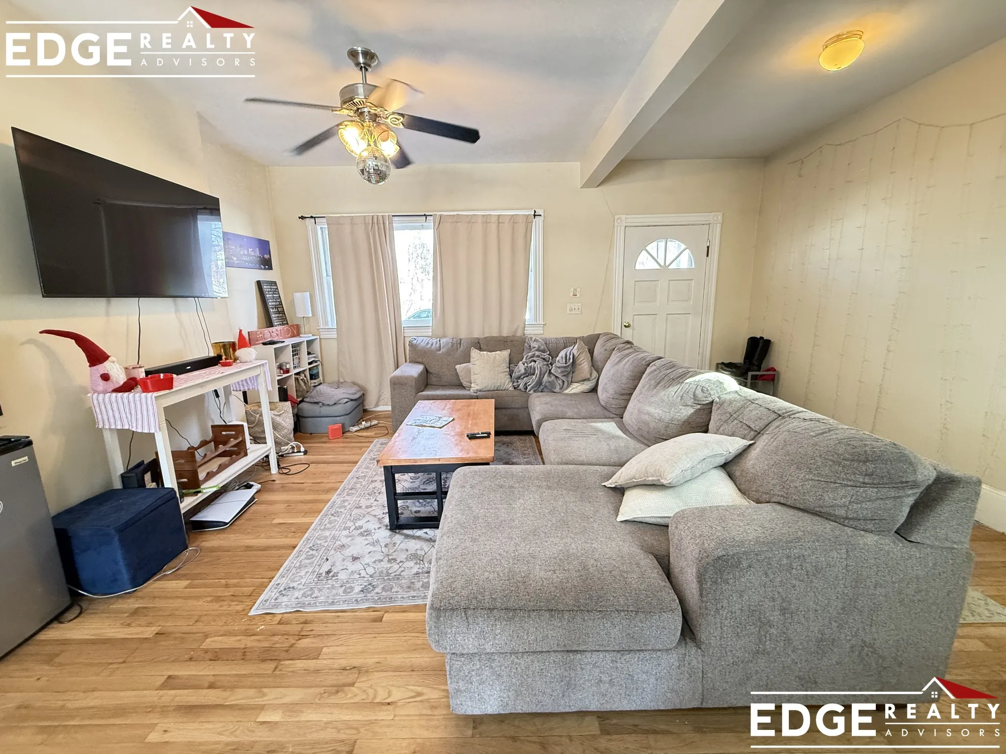 4 bed, 2 bath apartment for rent at 12 Woodmont St Unit 1, Brighton — photo 4 of 12