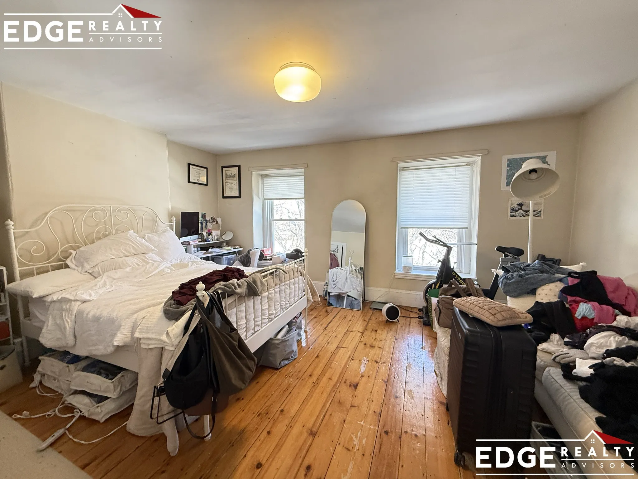 4 bed, 2 bath apartment for rent at 12 Woodmont St Unit 1, Brighton — photo 9 of 12