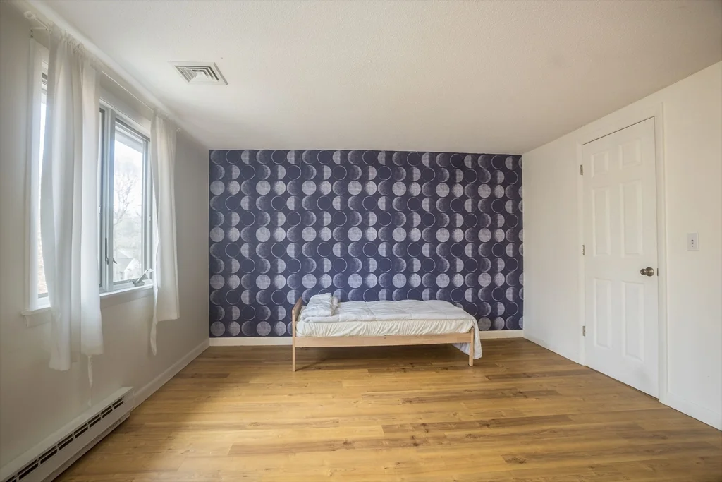 2 bed, 1 bath apartment for rent at 12 Woodrise Unit 12, Falmouth (village) — photo 16 of 19