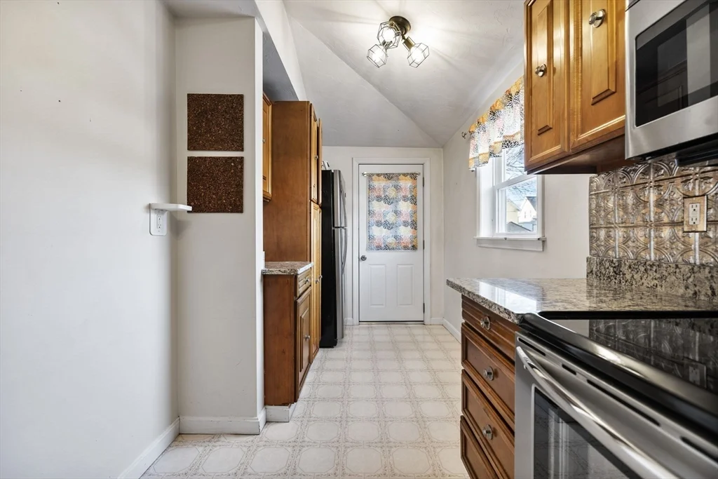 4 bed, 2 bath apartment for rent at 12 Wright St Unit 1, Stoneham — photo 10 of 36