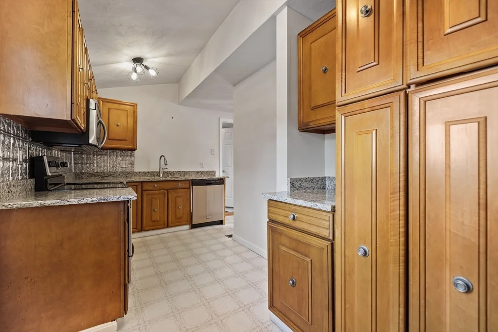 4 bed, 2 bath apartment for rent at 12 Wright St Unit 1, Stoneham — photo 11 of 36