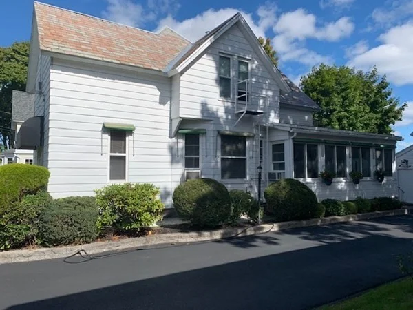 1 bed, 1 bath apartment for rent at 120 2nd Unit A, Leominster