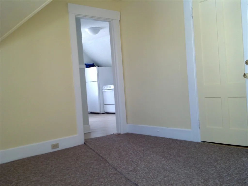 1 bed, 1 bath apartment for rent at 120 2nd Unit A, Leominster — photo 4 of 7