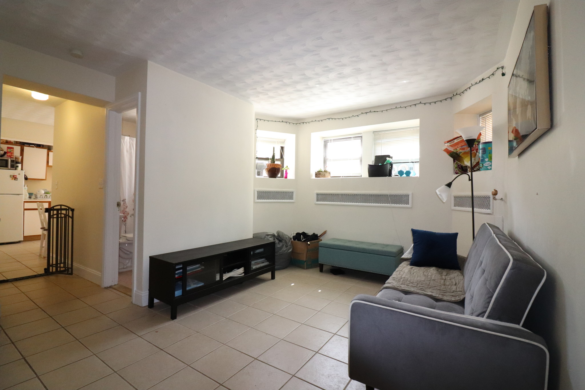 1 bed, 1 bath apartment for rent at 120 Babcock St Unit B3, North Brookline — photo 1 of 19
