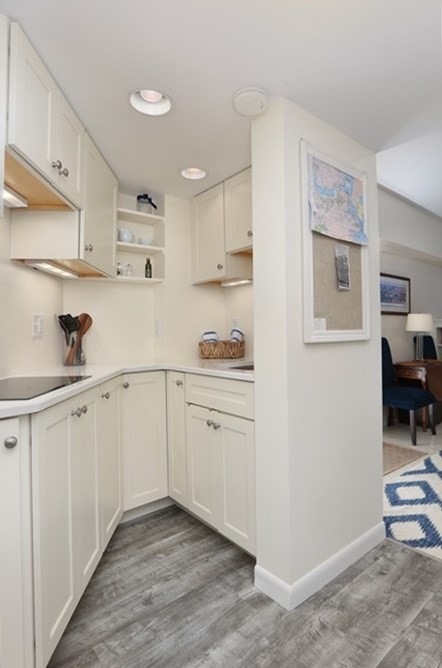 Studio bed, 1 bath apartment for rent at 120 Beacon Unit 1AA, Back Bay — photo 6 of 13