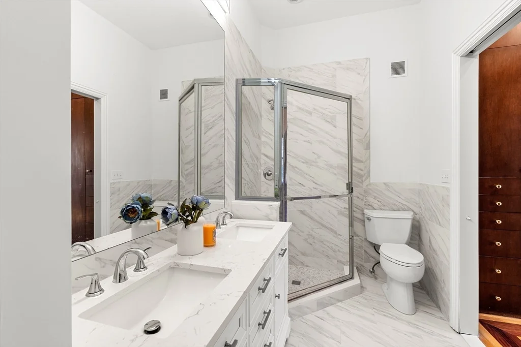 2 bed, 2 bath apartment for rent at 120 Beacon Unit 3, Back Bay — photo 13 of 19