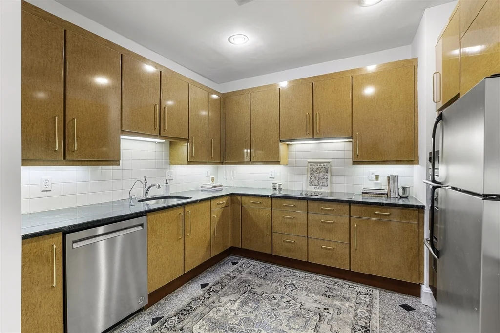 2 bed, 2 bath apartment for rent at 120 Beacon Unit 3, Back Bay — photo 17 of 19