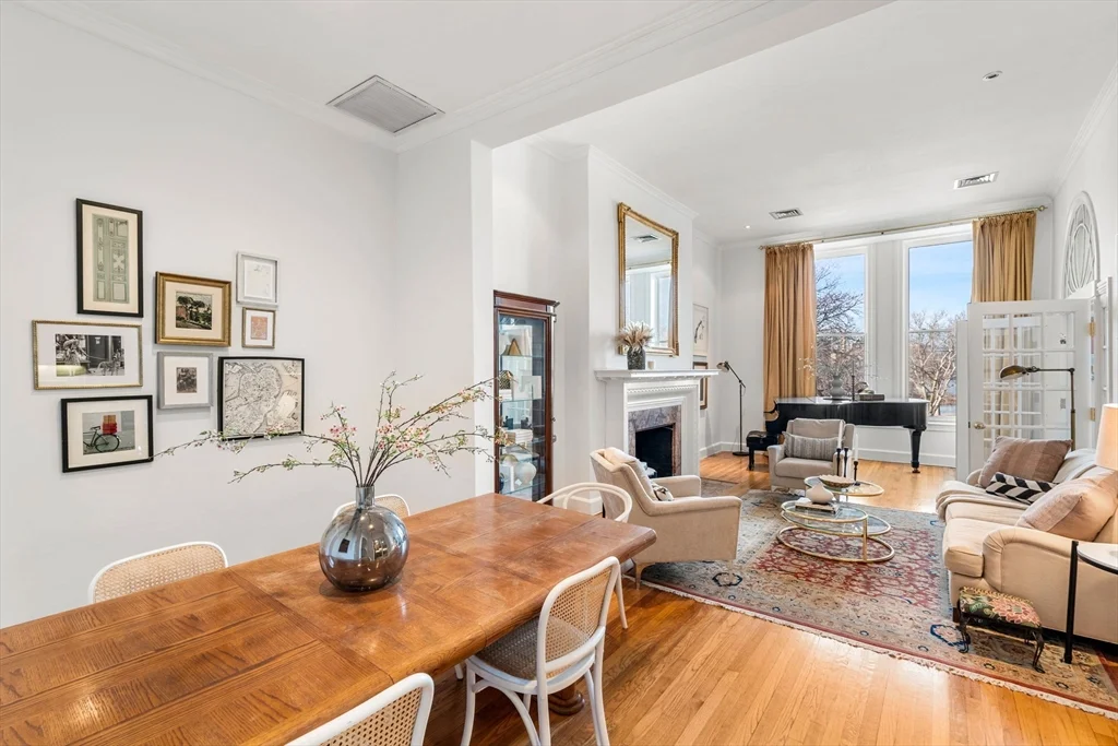 2 bed, 2 bath apartment for rent at 120 Beacon Unit 3, Back Bay — photo 2 of 19