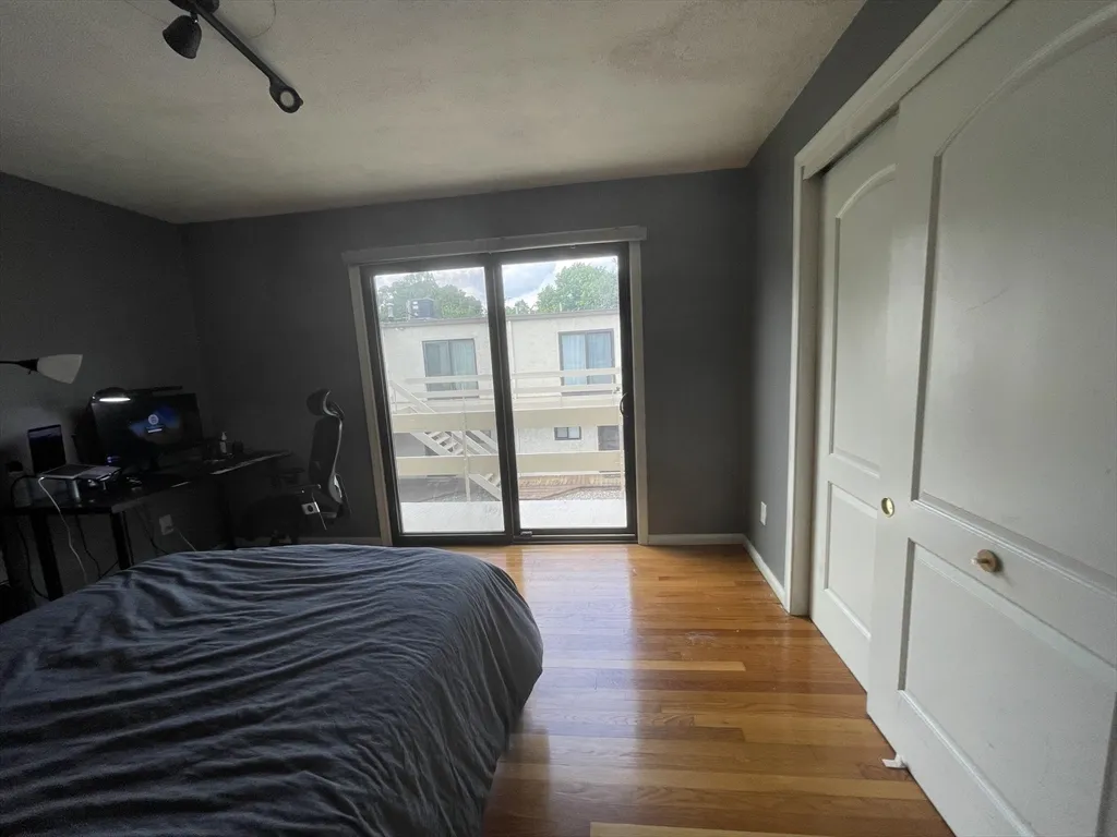 2 bed, 1 bath apartment for rent at 120 Beaconsfield Rd Unit 20, Brookline — photo 9 of 17