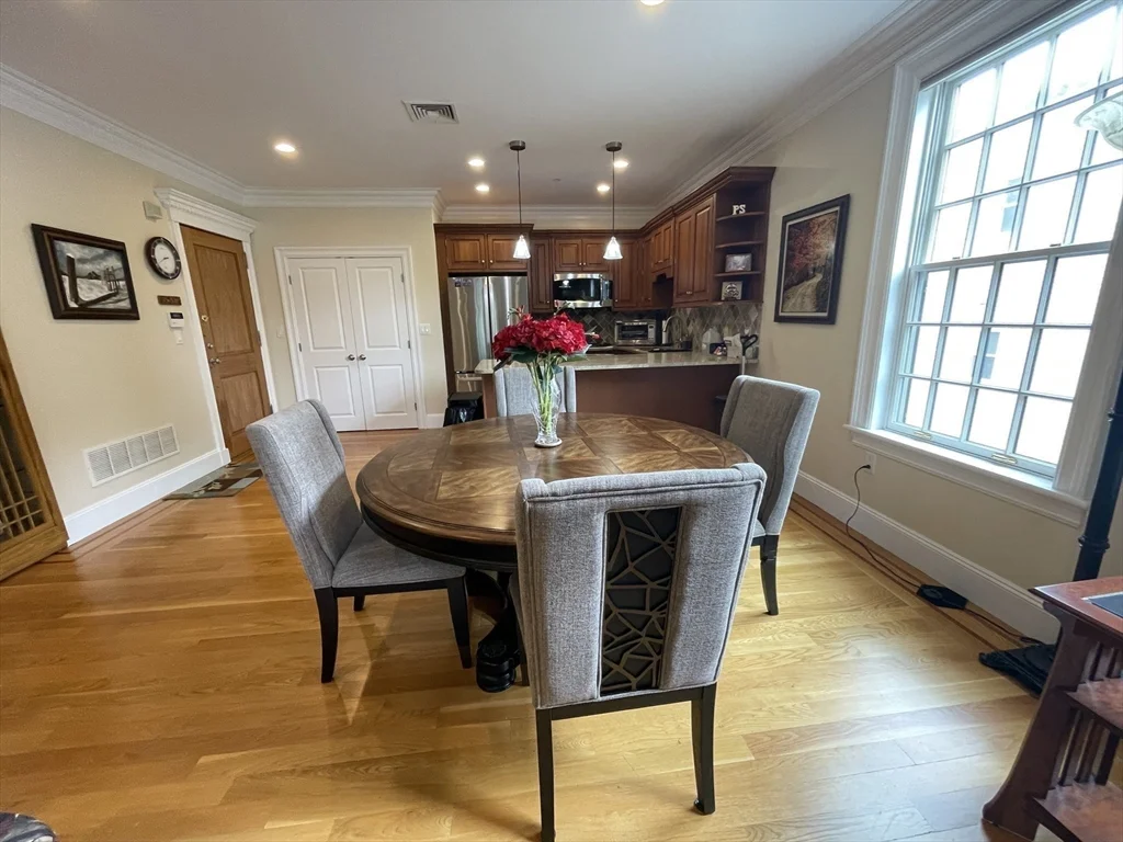 2 bed, 2 bath apartment for rent at 120 Browne St Unit 3, Coolidge Corner — photo 4 of 7