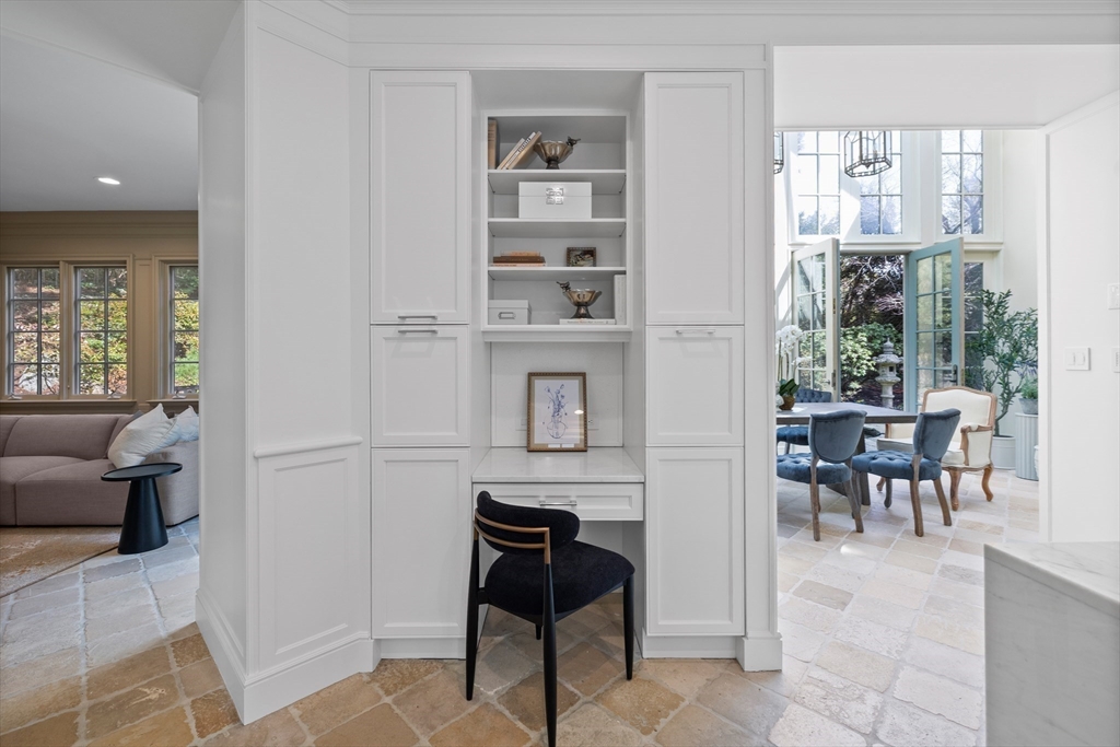 6 bed, 4+ bath apartment for rent at 120 Cabot St, Chestnut Hill — photo 10 of 37
