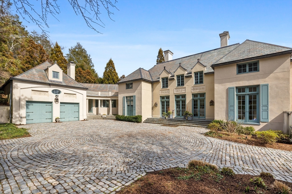 6 bed, 4+ bath apartment for rent at 120 Cabot St, Chestnut Hill — photo 31 of 37