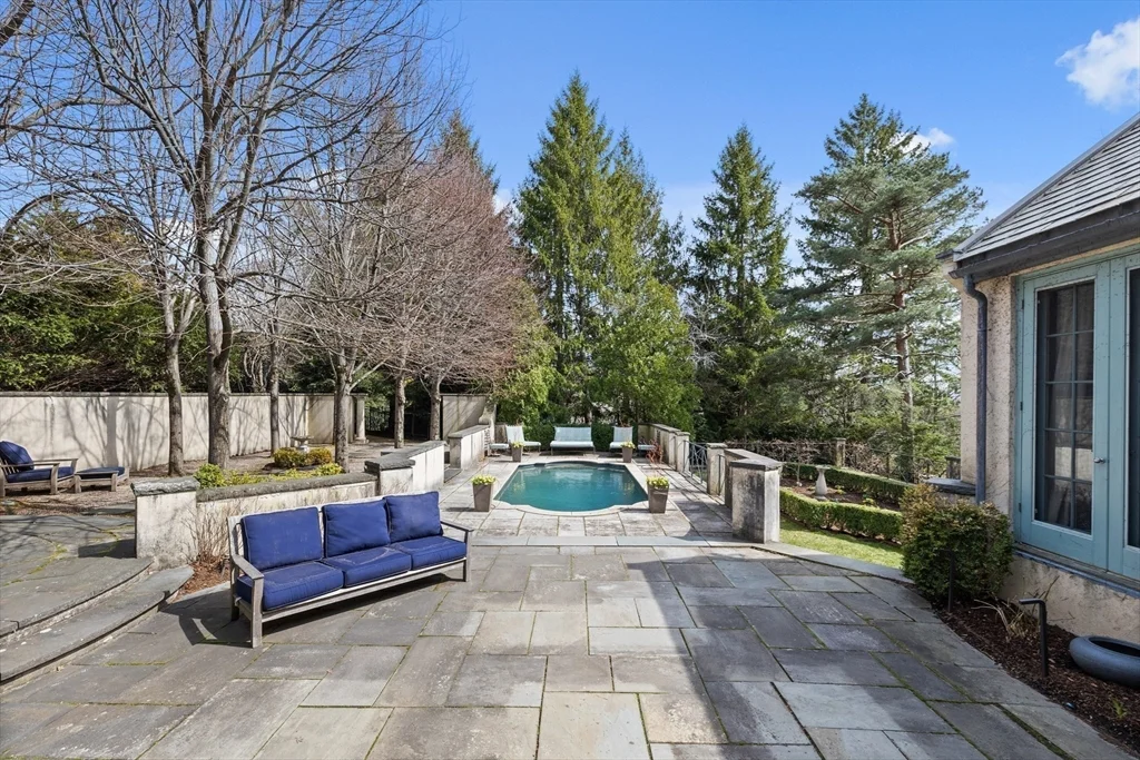6 bed, 4+ bath apartment for rent at 120 Cabot St Unit 120, Chestnut Hill — photo 35 of 37