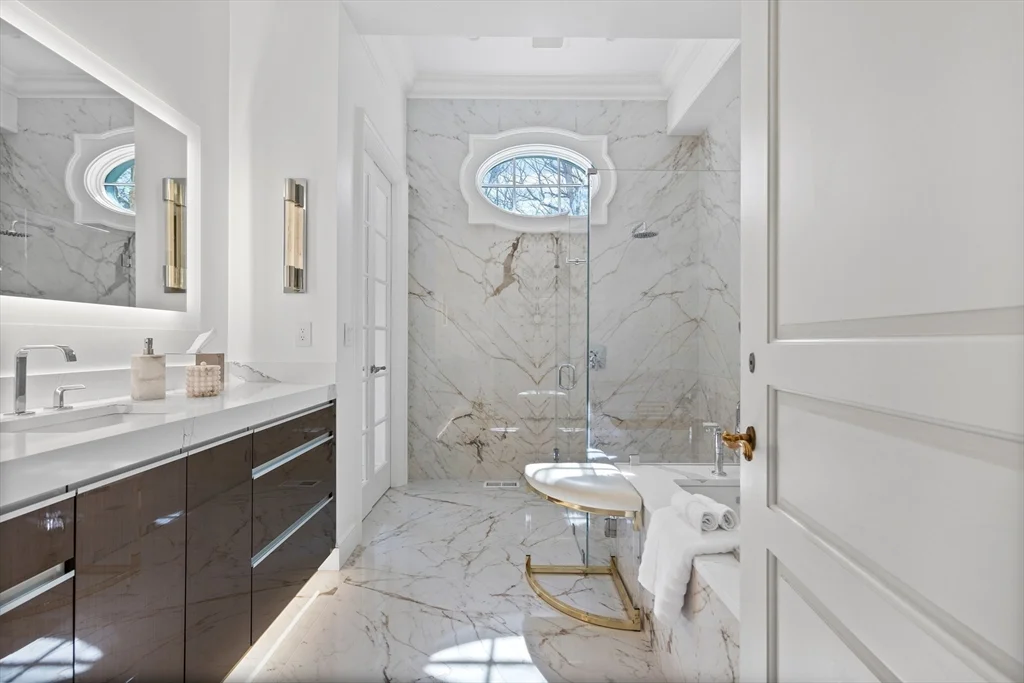 6 bed, 4+ bath apartment for rent at 120 Cabot St Unit 120, Chestnut Hill — photo 23 of 37