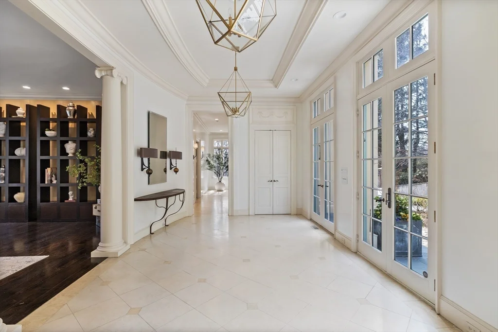 6 bed, 4+ bath apartment for rent at 120 Cabot St Unit 120, Chestnut Hill — photo 18 of 37
