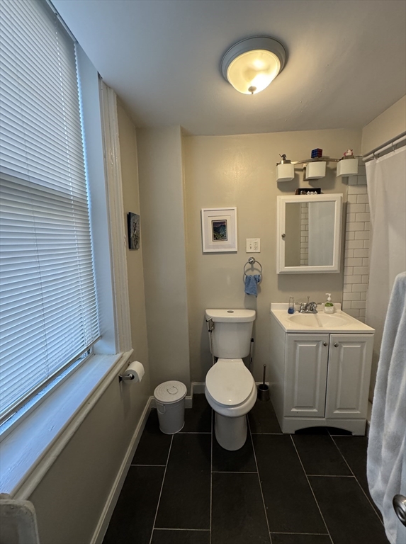 Studio bed, 1 bath apartment for rent at 120 Charles St Unit 6, Beacon Hill — photo 5 of 6