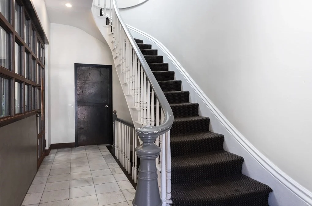 Studio bed, 1 bath apartment for rent at 120 Charles St Unit 7, Beacon Hill — photo 7 of 7