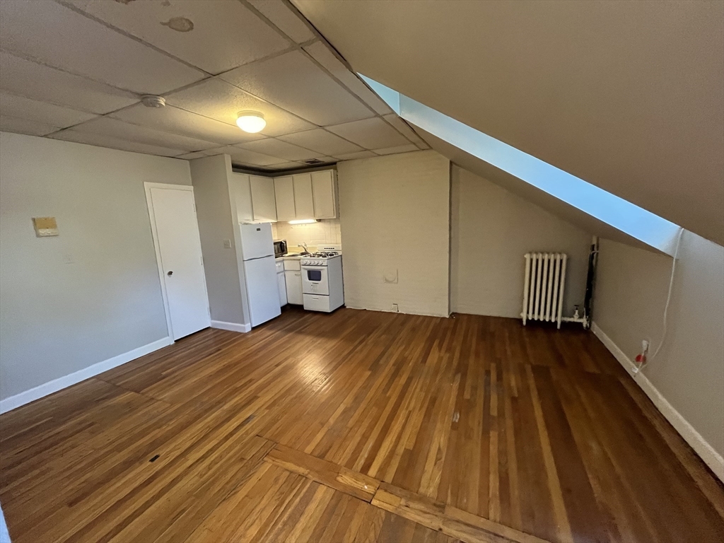 Studio bed, 1 bath apartment for rent at 120 Charles Unit 10, Beacon Hill — photo 2 of 4