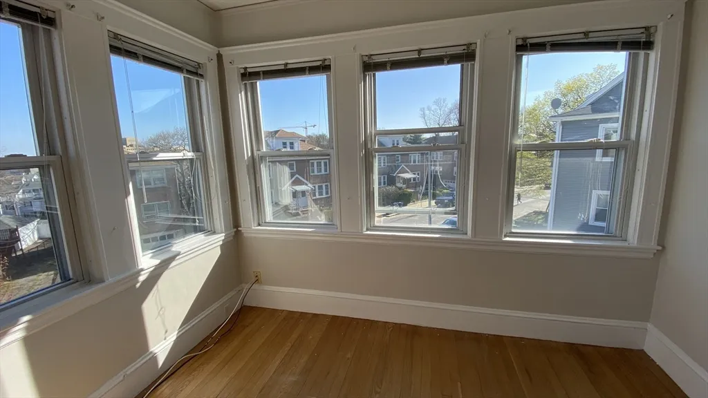 4 bed, 2 bath apartment for rent at 120 Colborne Rd Unit 2, Brighton — photo 4 of 11