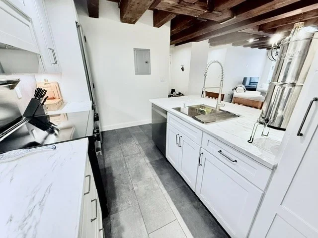 2 bed, 1 bath apartment for rent at 120 Commercial St Unit 3-4, North End — photo 14 of 24