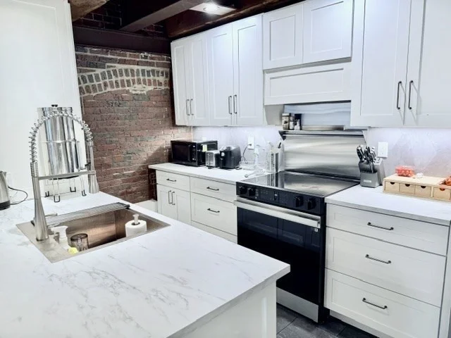 2 bed, 1 bath apartment for rent at 120 Commercial St Unit 3-4, North End — photo 13 of 24